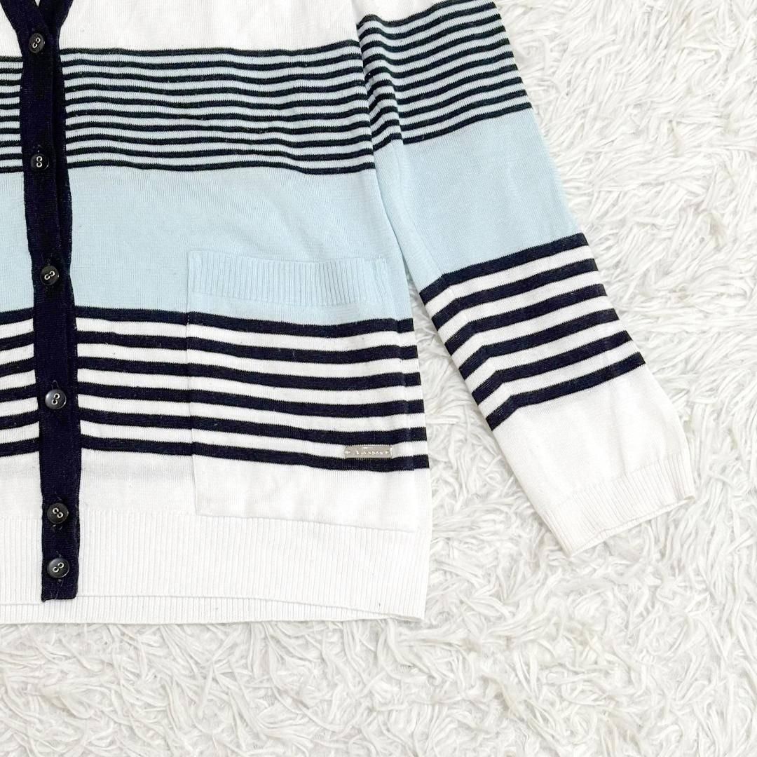 【美品】 Aquascutum 薄手長袖カーディガン 8 ボーダー 水色 白 黒 美品】 Aquascutum 薄手長袖カーディガン 8 ボーダー 水色 白 黒