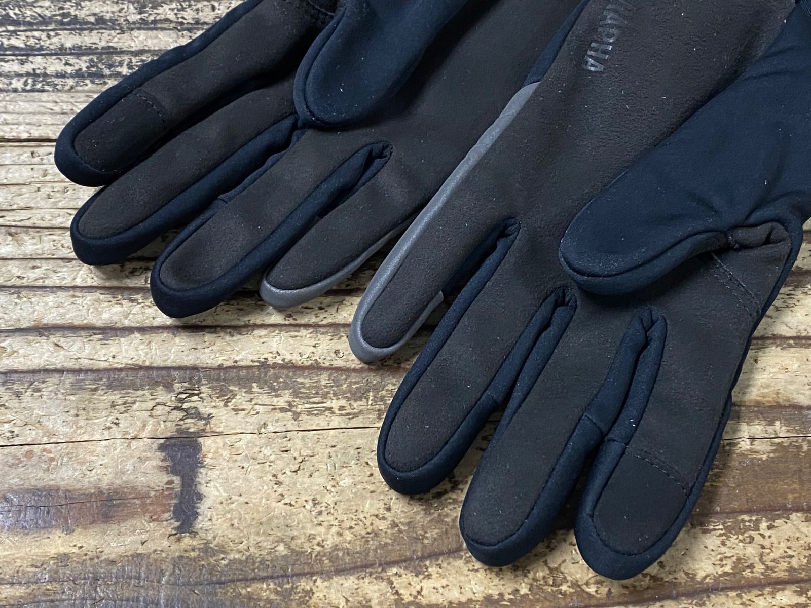 JS967 ラファ Rapha PRO TEAM WINTER GLOVES 長指 グローブ 黒 S 裏