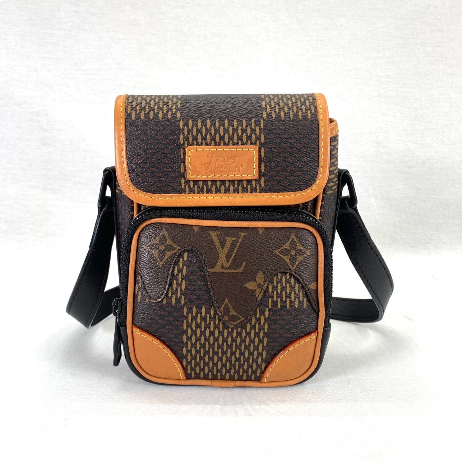 ルイヴィトン アマゾン スリングバッグ NIGO N40357 楽天市場】LOUIS VUITTON ルイヴィトン×NIGO ショルダーバッグ