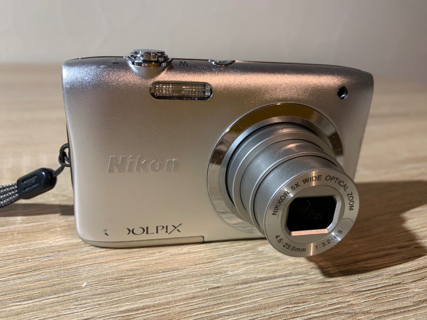 【動作確認済み】1.8万以上即決！Nikon COOLPIX デジタルカメラ 楽天市場】ニコン 2005万画素デジカメ coolpixの通販