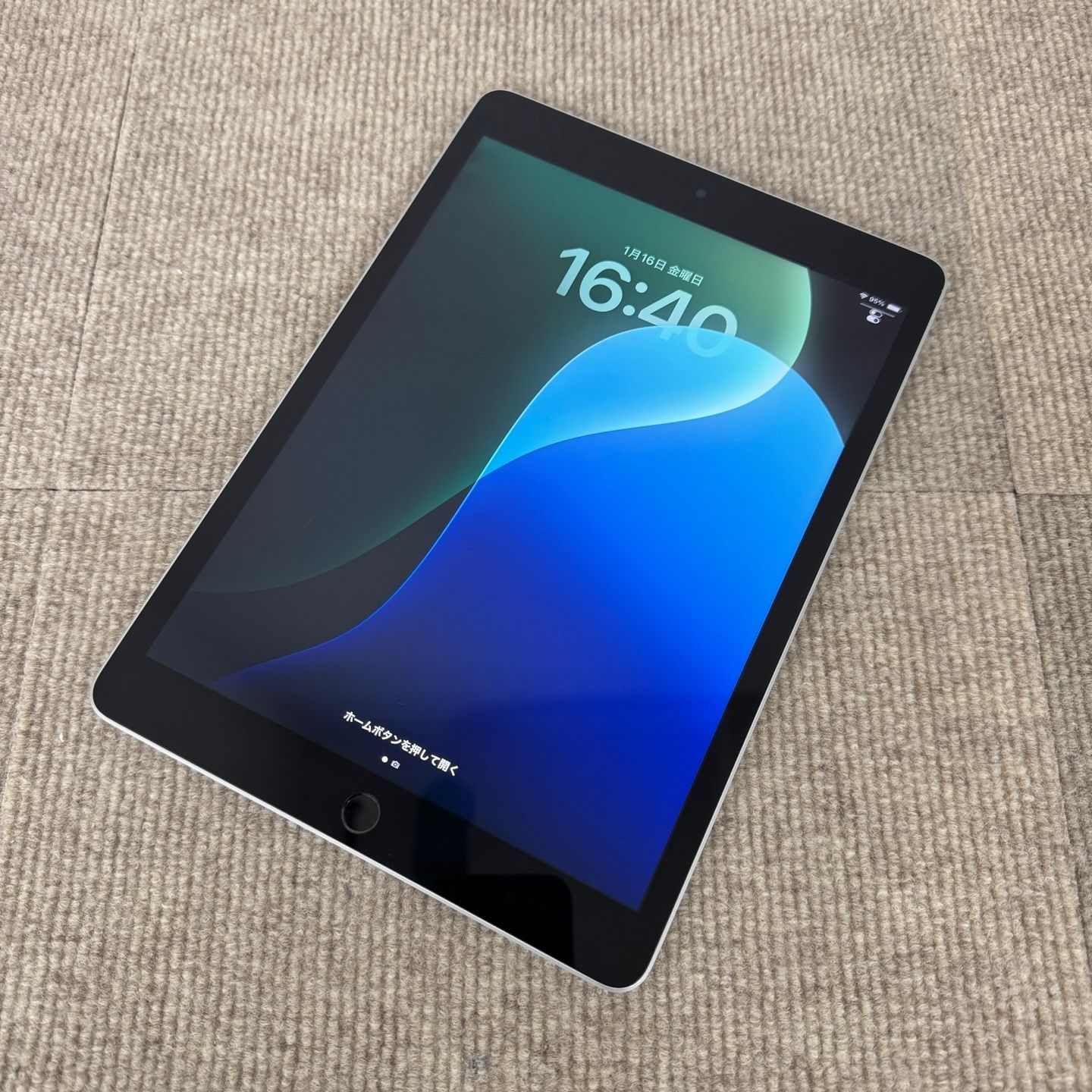送料無料】Apple iPad 第9世代 MK2L3J/A 64GB WI-FI 10.2インチ 2021年