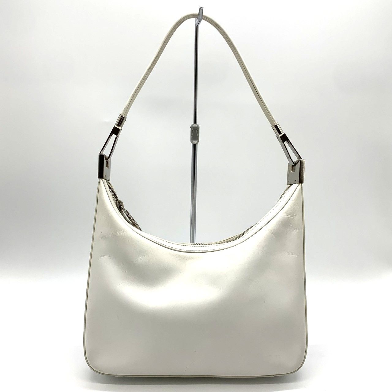 GUCCI グッチ 001 3812 ショルダーバッグ 肩掛け ワンショルダー