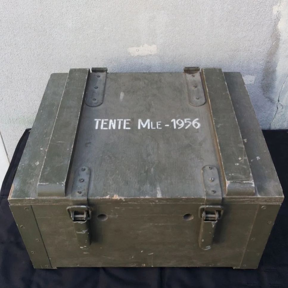 フランス軍実物】 TENTE MLE-1956 木箱 - メルカリ