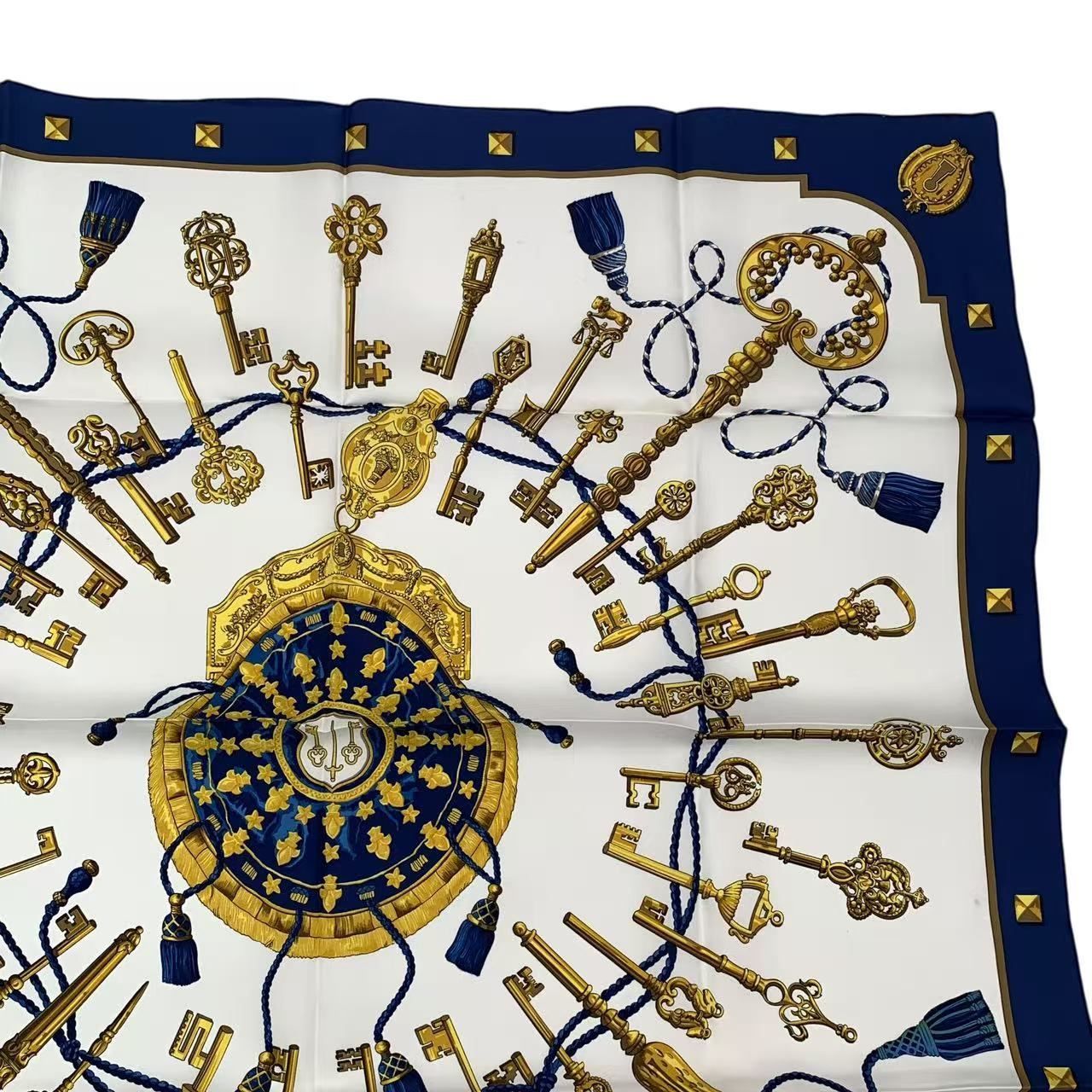 未使用品 未開封 HERMES エルメス スカーフ カレ90 シルク LES CLES 鍵