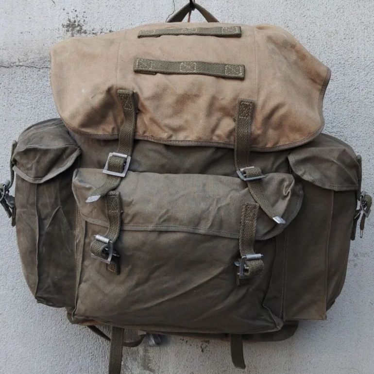 ドイツ軍実物】62年製 山岳部隊リュックサック - メルカリ