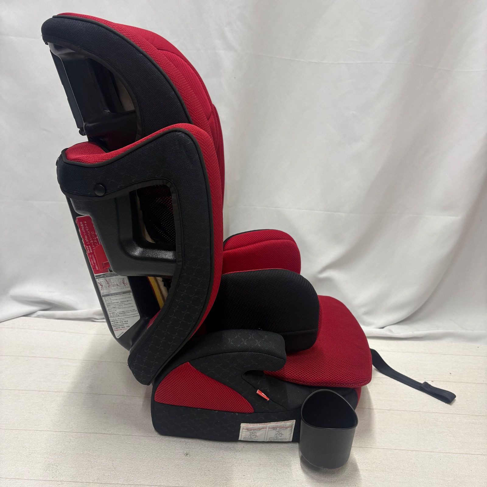 アップリカ エアグルーヴ プラス チャイルドシート ブラック レッド