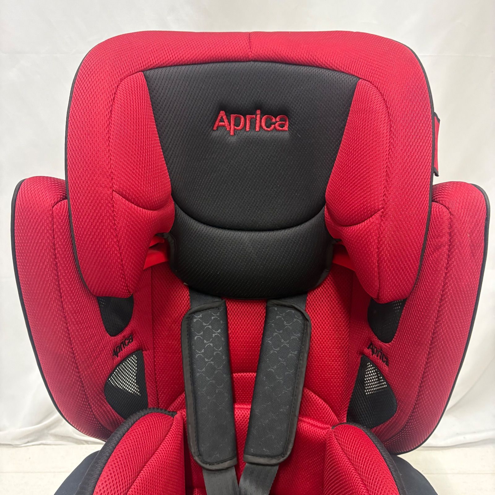 Aprica エアグルーヴチャイルドシート カップホルダー付き