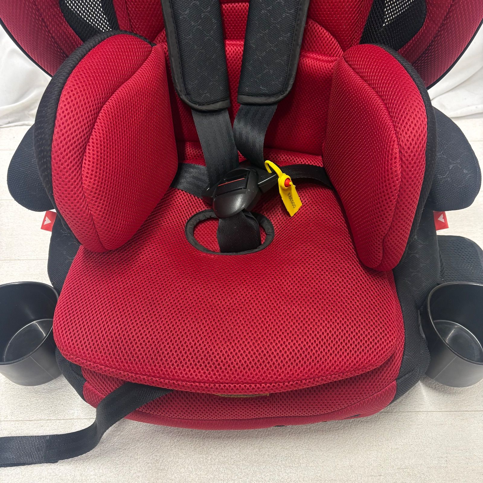 【Aprica】エアグルーヴ プラス チャイルドシート カップホルダー付き アップリカ エアグルーヴ プラス チャイルドシート ブラック レッド