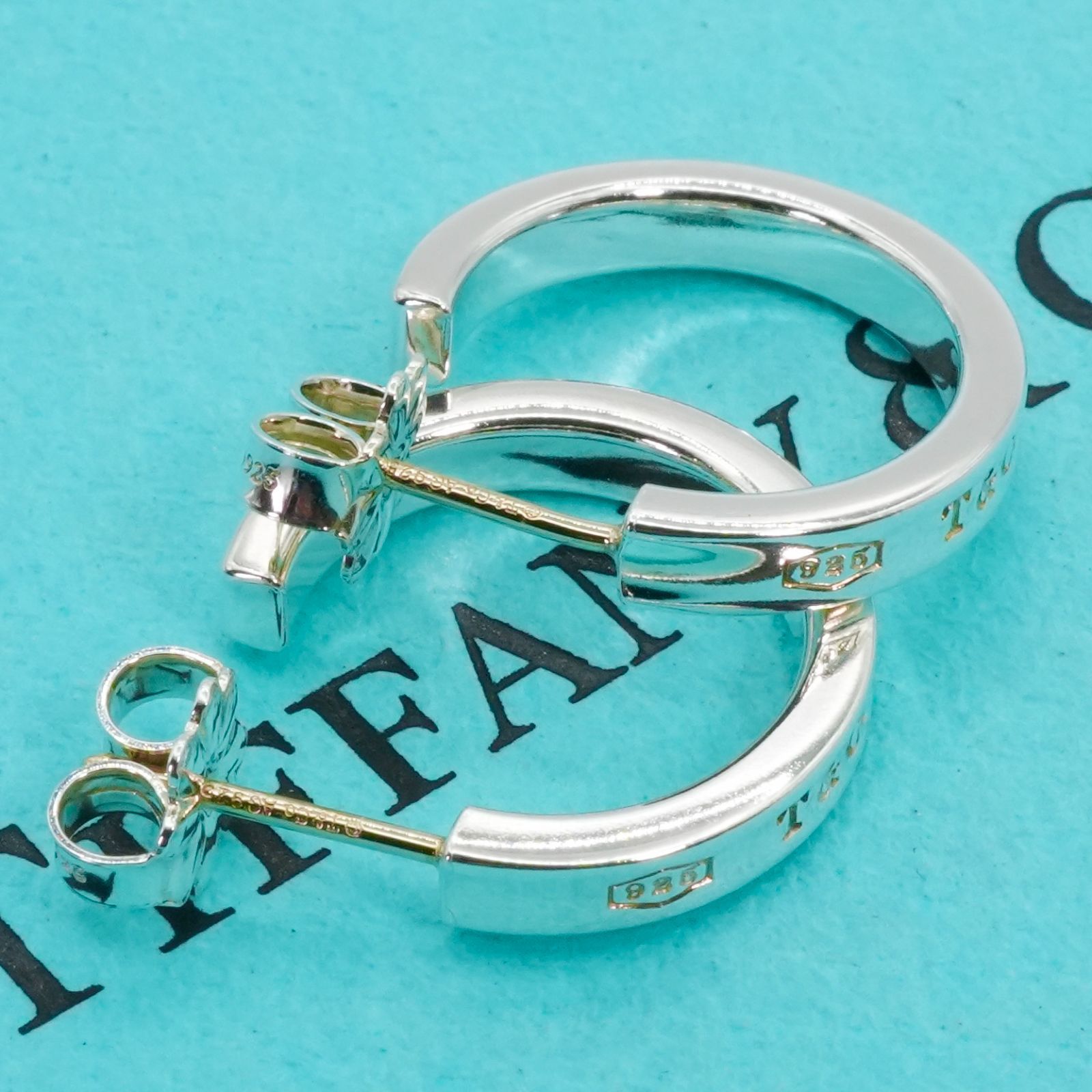 極美品 ティファニー 1837 ナロー フープ スモール ピアス/25-2264