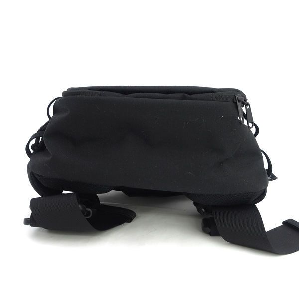 Hugoo ヒップシート 黒 巾着付き 美品✨Huggo ハグー ヒップシート 美