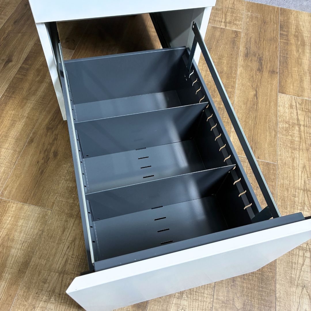 Cassina ixc. カッシーナイクスシー AF DRAWER ドロアー デスクワゴン