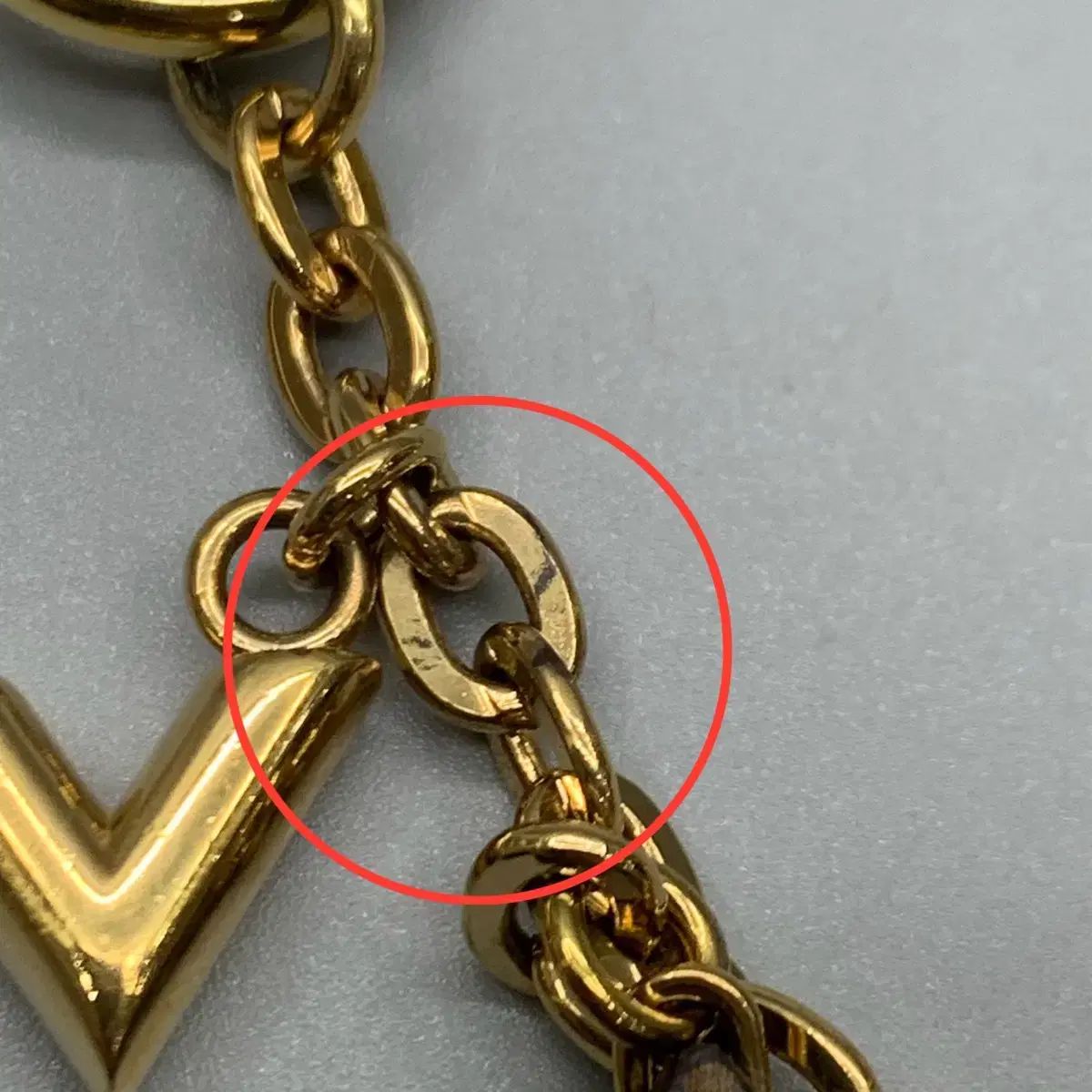 正規品 中古品 ルイヴィトン バッグチャーム LV 257001346 Louis Vuitton ルイヴィトン ブルーミング フラワー