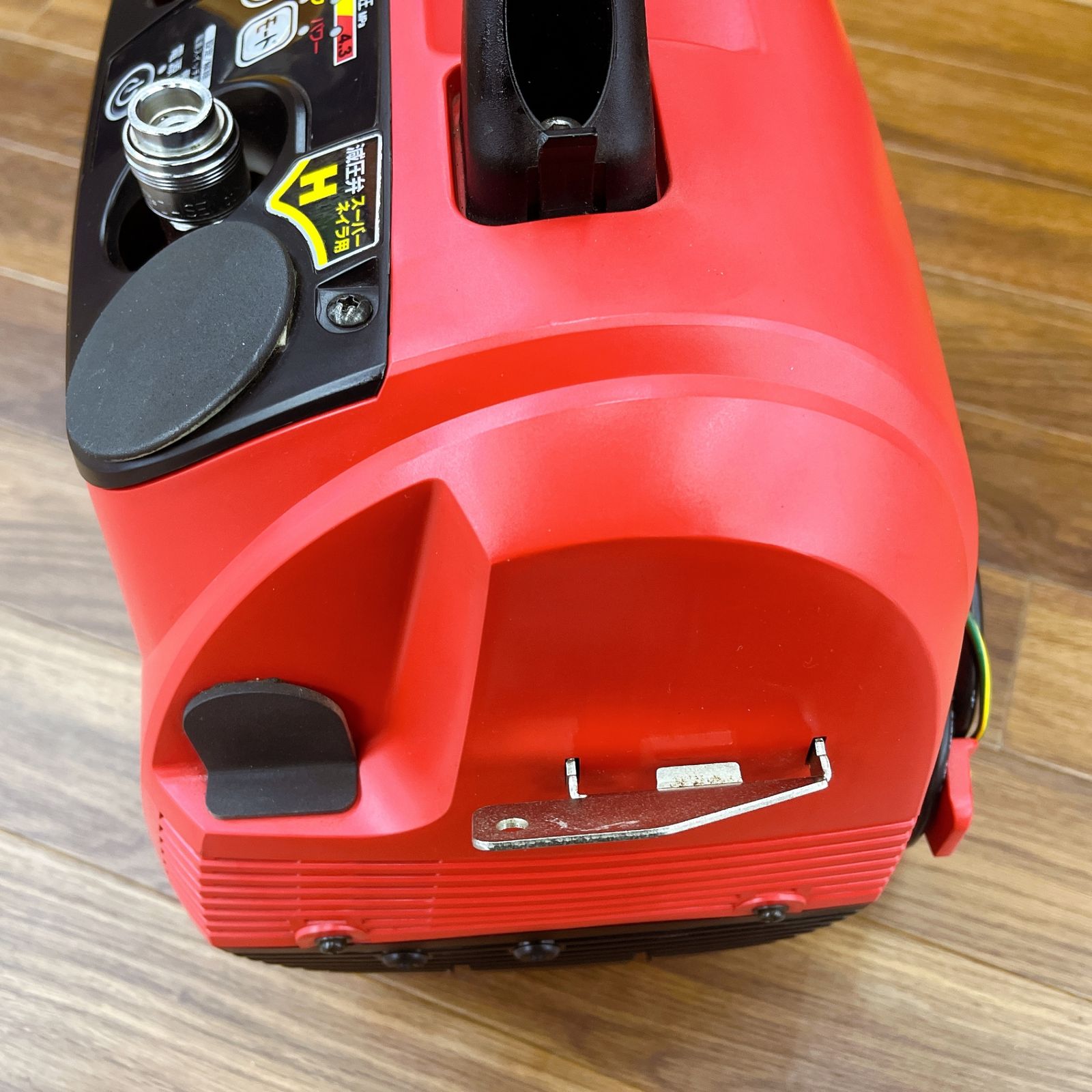 ◇常圧専用 マックス(MAX) エアコンプレッサー AK-HL7900E 動作良好 