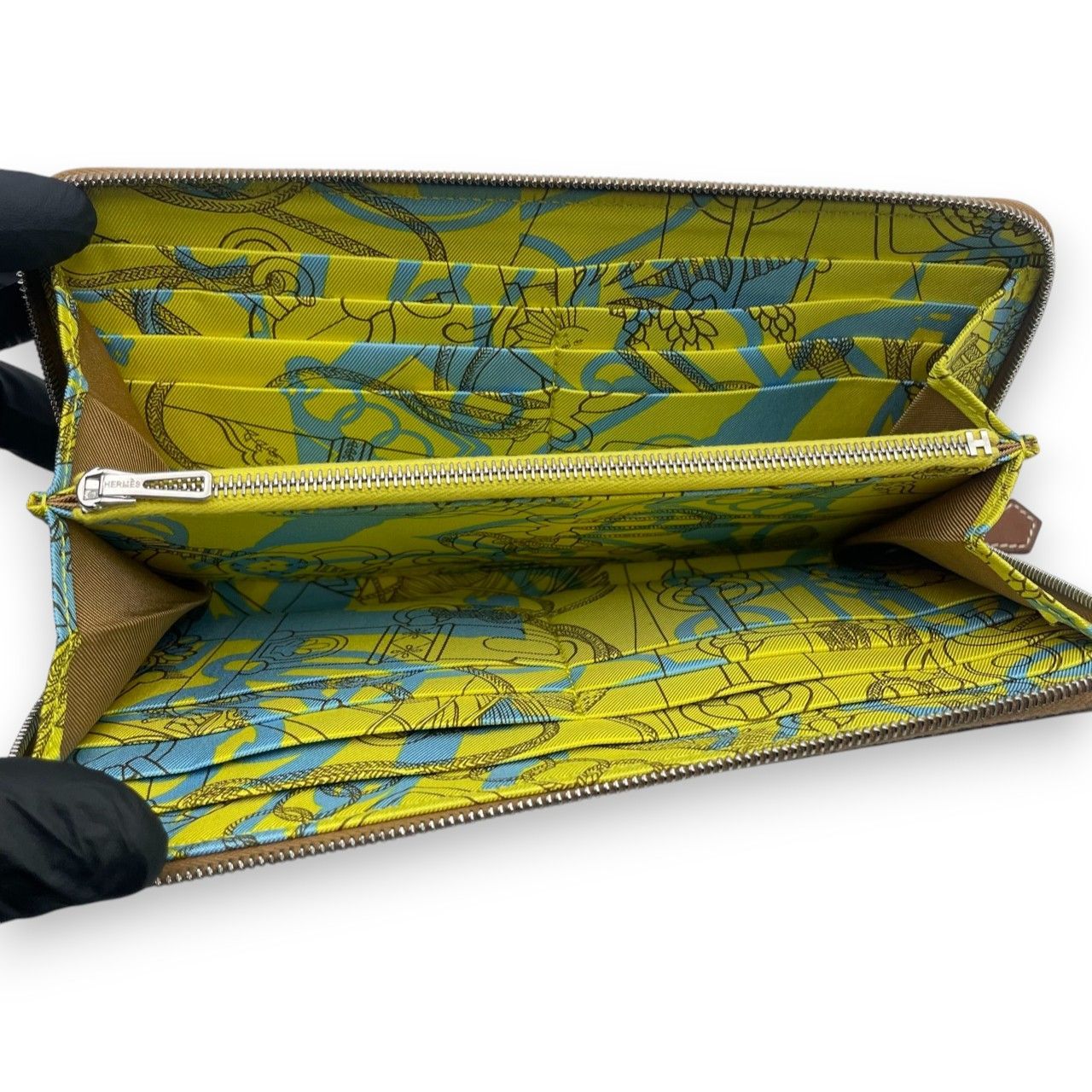 ❣️美品❣️HERMES アザップロング　シルクイン長財布　ブルー×イエロー エルメス アザップロング シルクイン 20 ゴールド エプソン シルバー
