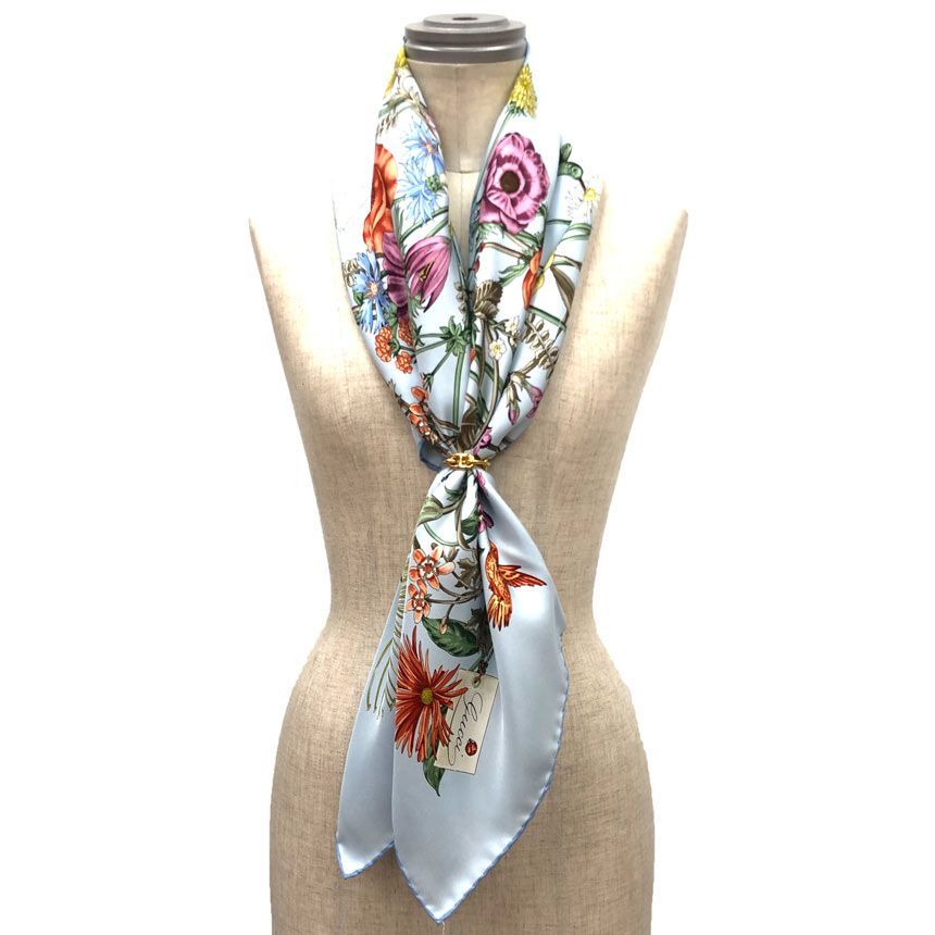 GUCCI グッチ フラワー 花柄 スカーフ カレ BLOOMING IN YOUR GARDEN