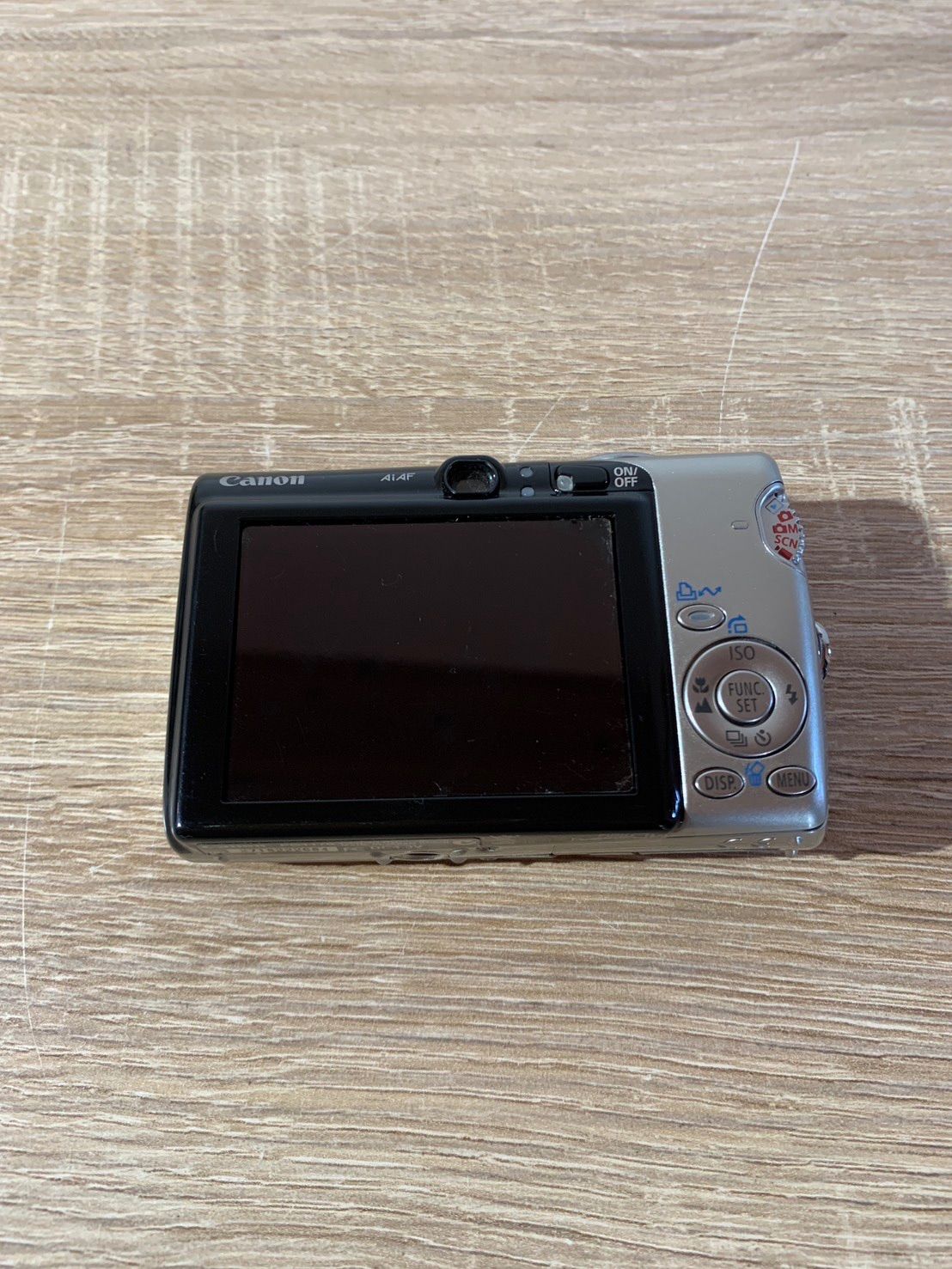 7744 デジカメ DIGITAL 800 IS シルバー デジカメ ジャンク品 - メルカリ