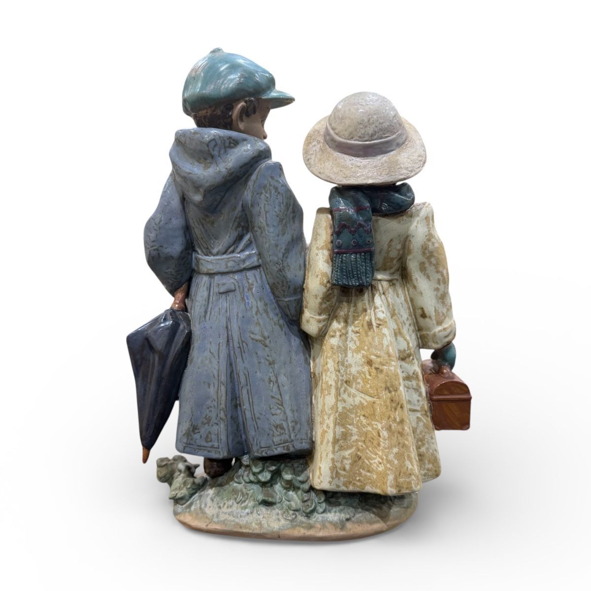 ○LLADRO○リヤドロ 2242 寒い日の登校 フィギュリン グレス 中古