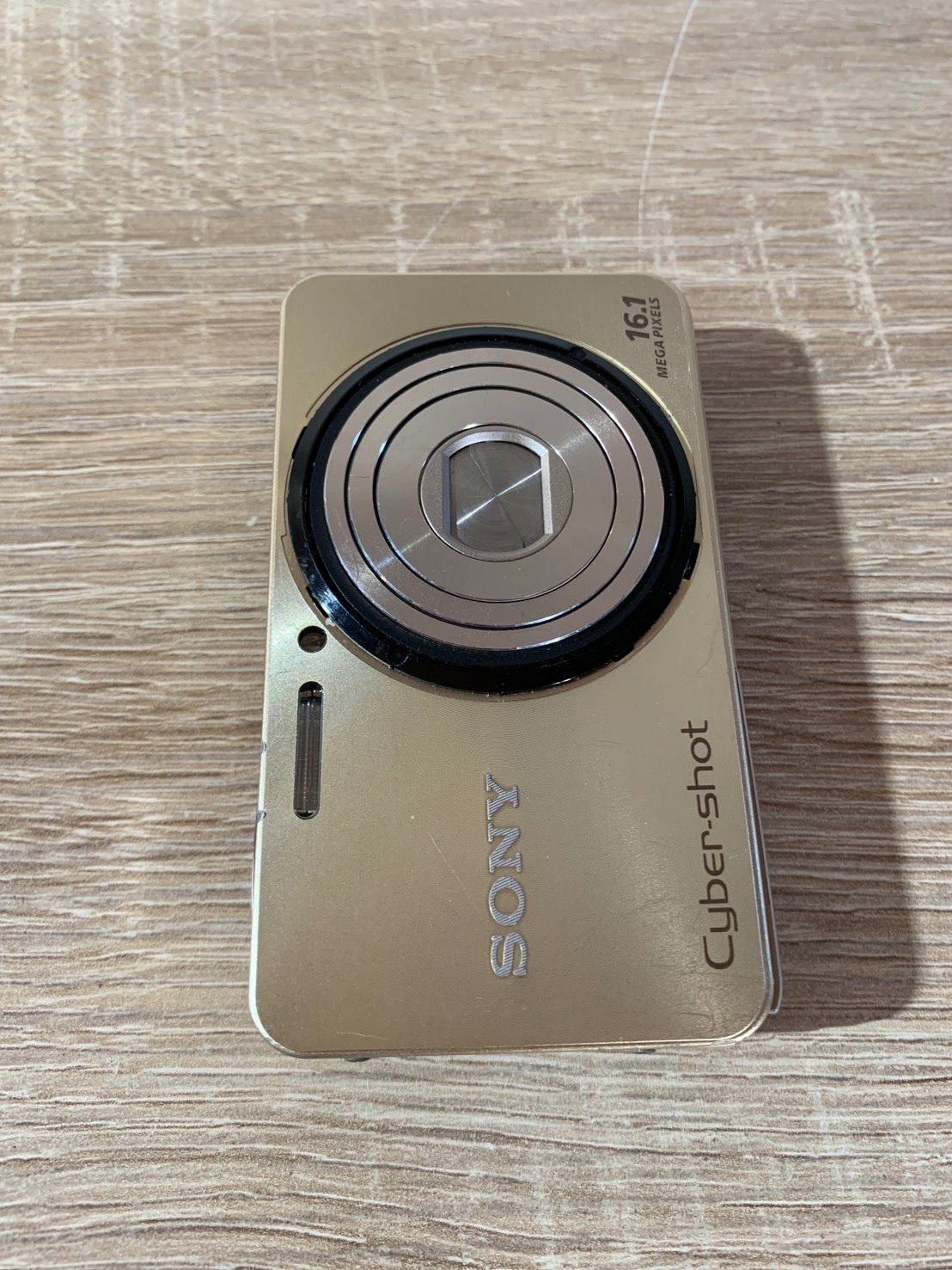 7747 Sony ソニー Cyber-shot DSC-W570 ゴールド デジカメ ジャンク品