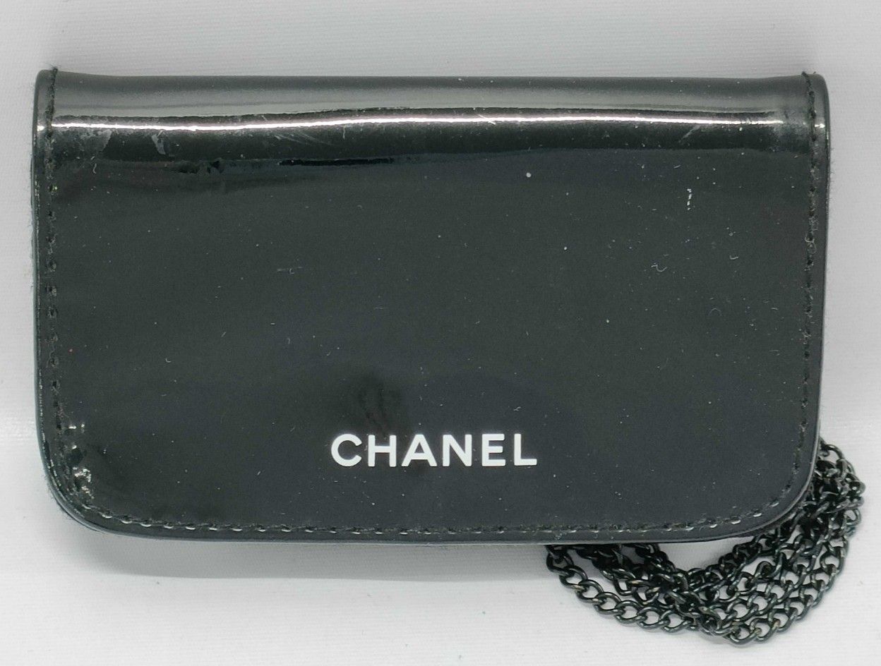 CHANEL コスメケース チェーン ショルダー ノベルティ 非売品 ブラック 幅約10cm　チェーン全長：55cm CHANEL コスメケース チェーン ショルダー ノベルティ 非売品 ブラック