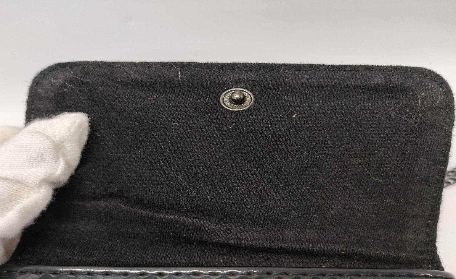CHANEL コスメケース チェーン ショルダー ノベルティ 非売品 ブラック 幅約10cm　チェーン全長：55cm CHANEL コスメケース チェーン ショルダー ノベルティ 非売品 ブラック