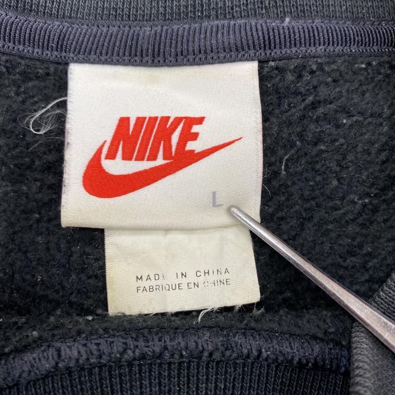 中古】STUSSY x NIKE スウェットトレーナー 胸ロゴ サイズL 黒