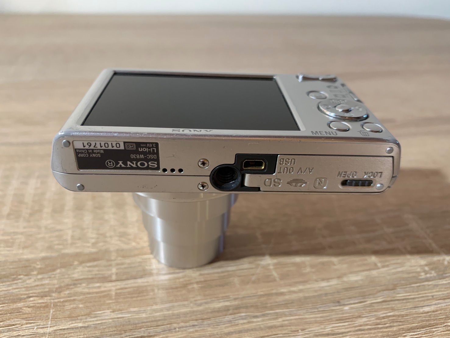 7748 Sony ソニー Cyber-shot DSC-W830 シルバー デジカメ ジャンク品