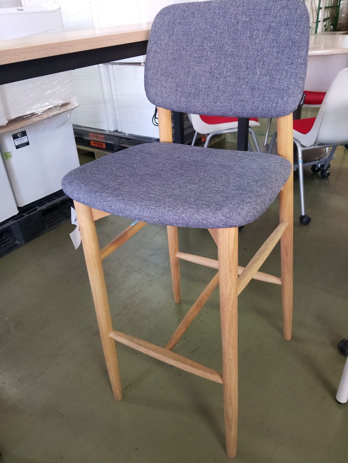 中古カウンターテーブル & ハイチェア セット　おしゃれなカフェ風のワークスペース【直接引取限定】管理番号YN346AZ カウンターテーブル & ハイチェア セット おしゃれなカフェ風のワーク