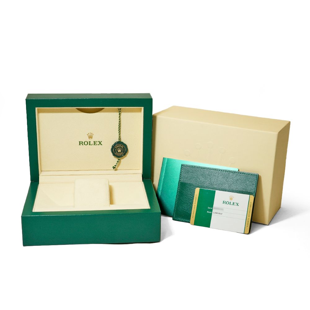 サブマリーナーデイト グリーン 箱・2019年国内正規保証書付き Ref