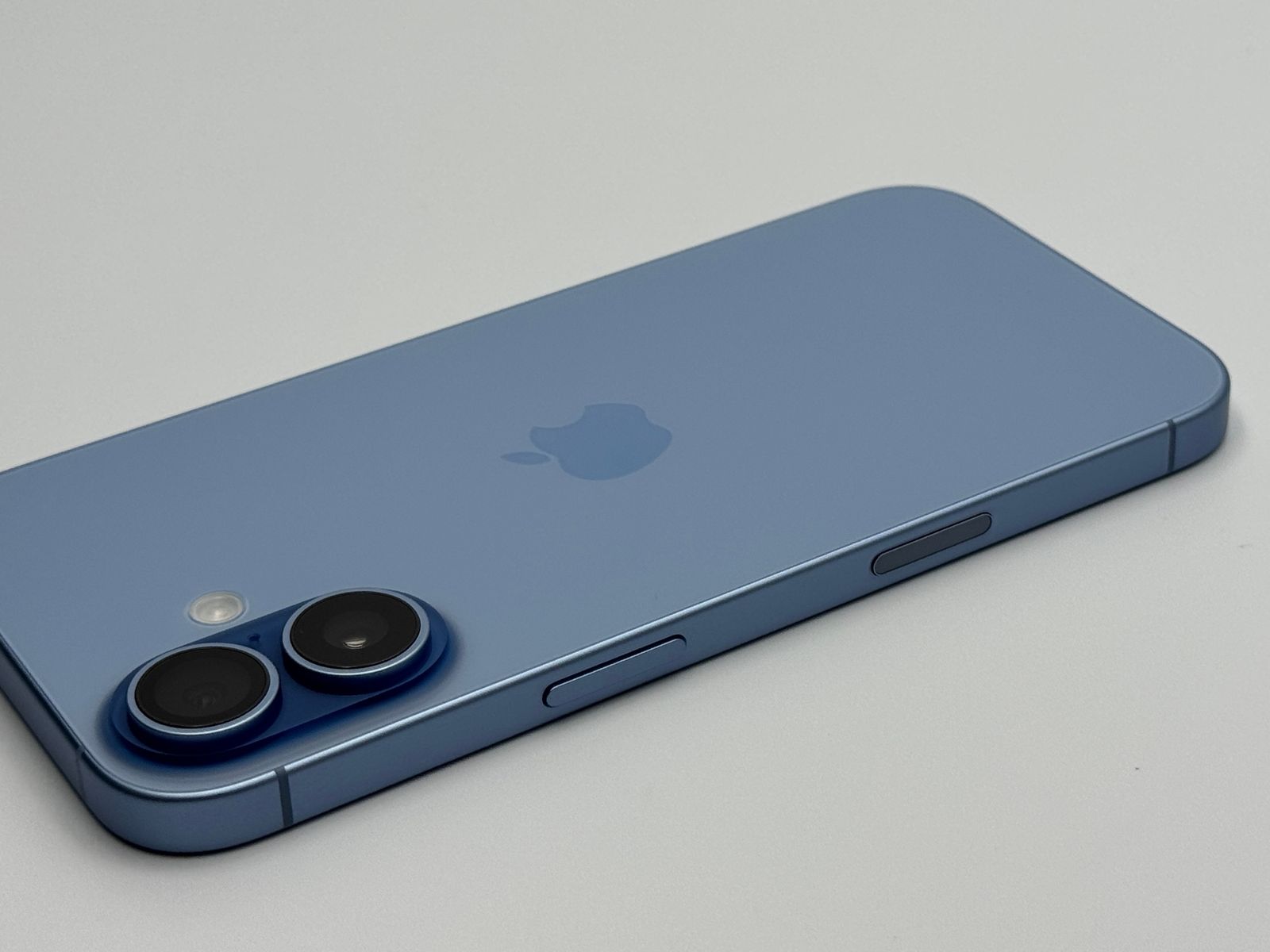 iPhone 17 256GB ミストブルー バッテリー最大容量100% iPhone 17