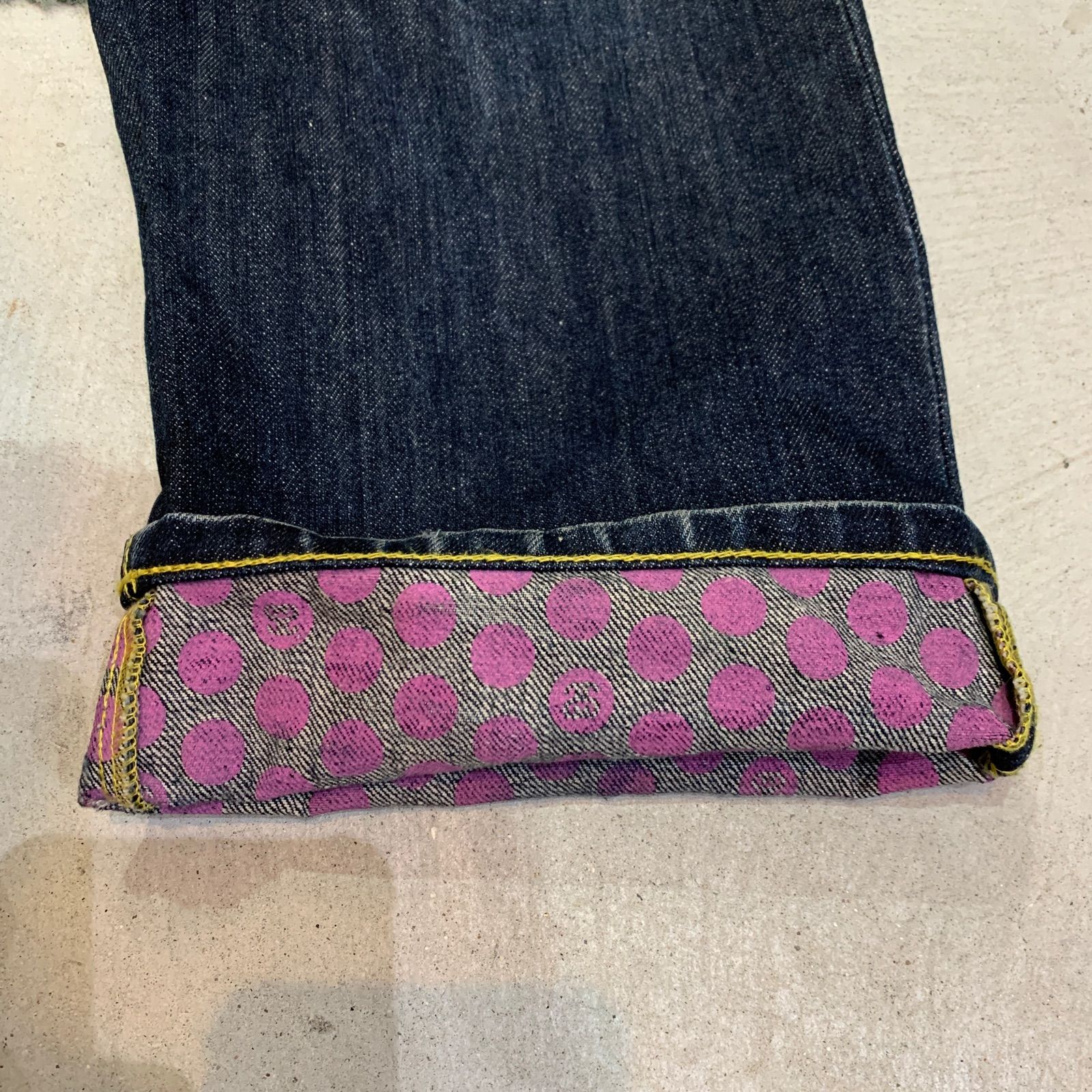 ☆STUSSY☆ステューシー☆SSシャネルロゴ☆デニムパンツ☆ドット柄 