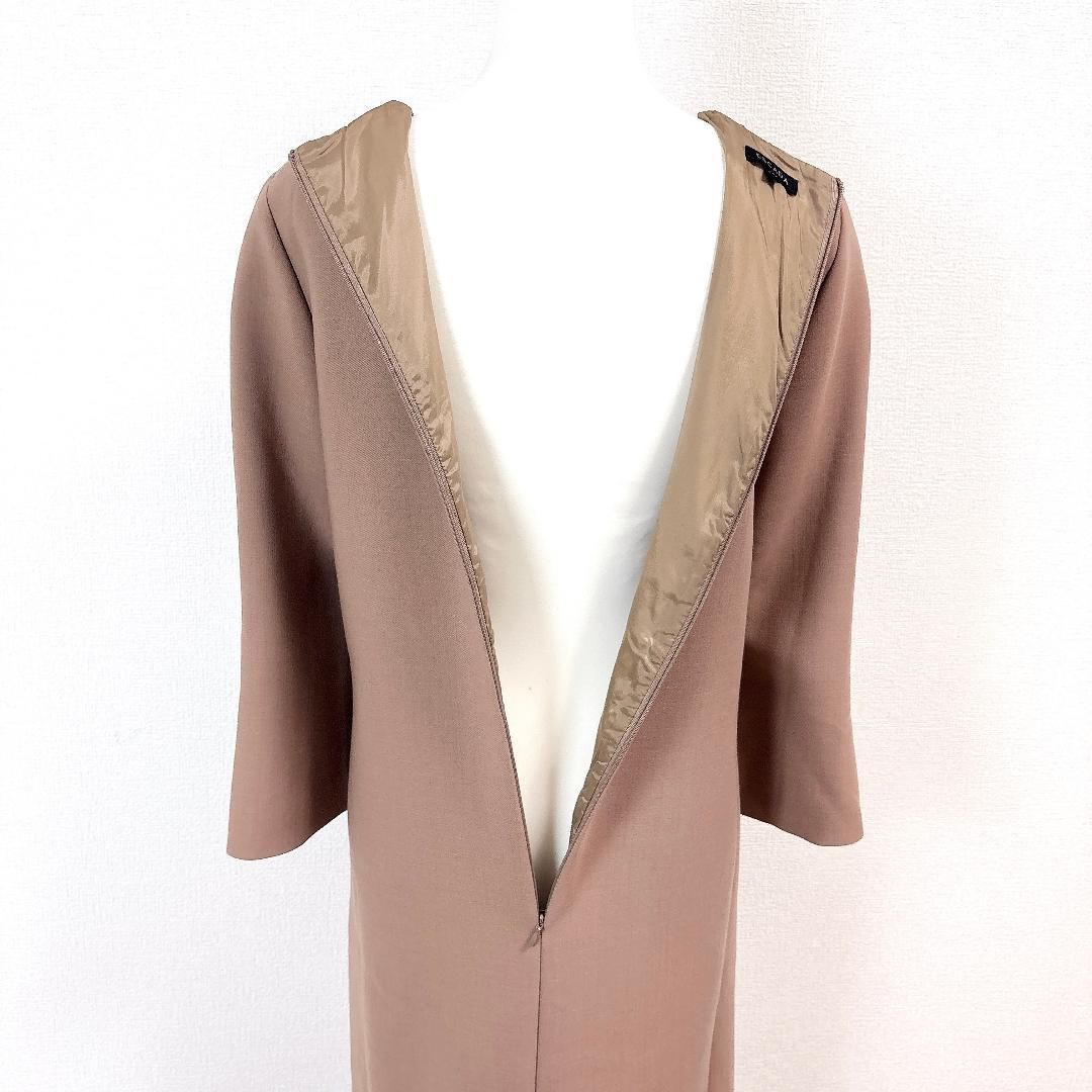 美品 ESCADA 長袖ワンピース 36 ライトブラウン 上部ボタニカル