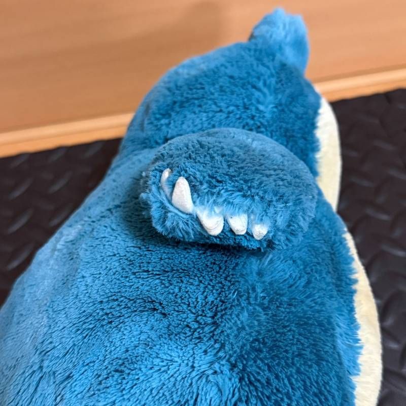 ポケモンセンター オリジナル ふわふわ 抱き ぬいぐるみ カビゴン