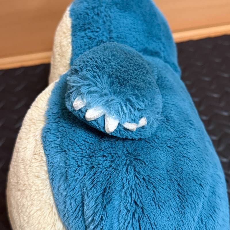 ポケモンセンター オリジナル ふわふわ 抱き ぬいぐるみ カビゴン