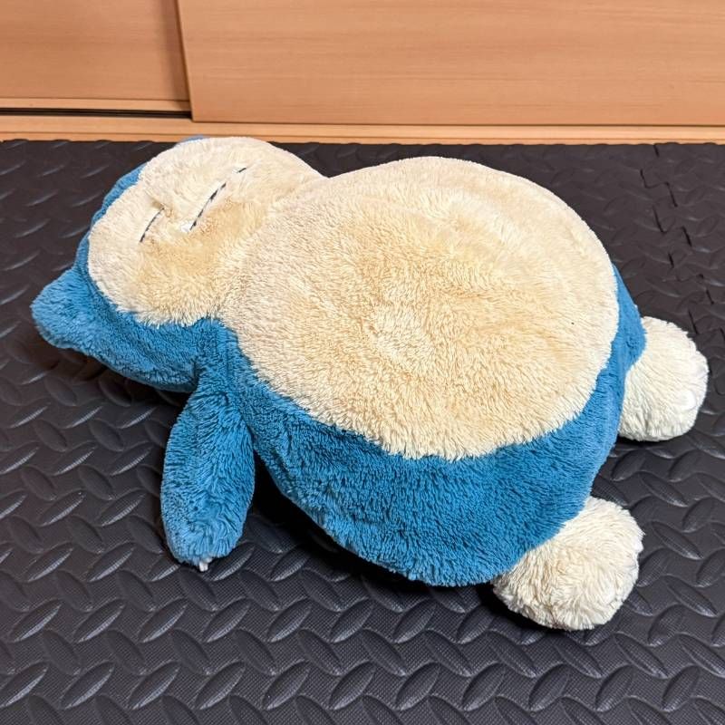 ポケモンセンター オリジナル ふわふわ 抱き ぬいぐるみ カビゴン