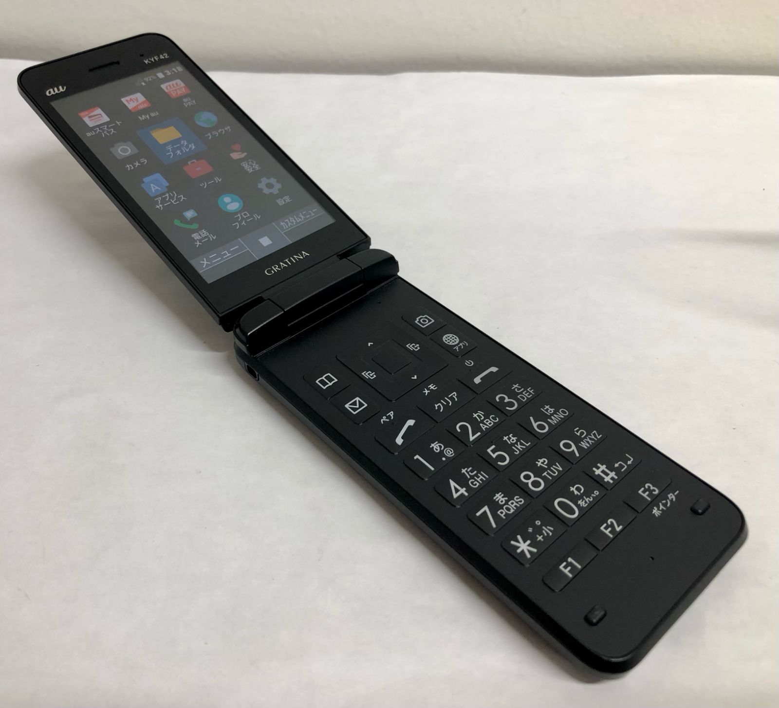 金モバ】☆良品☆期間限定価格☆SIMフリー☆GRATINA☆KYF42☆ブラック