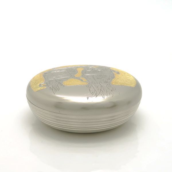 帖佐美行 香合 双蘭花想 共箱 茶道具 彫金 合金 洋銀 ◇送料込◇質屋