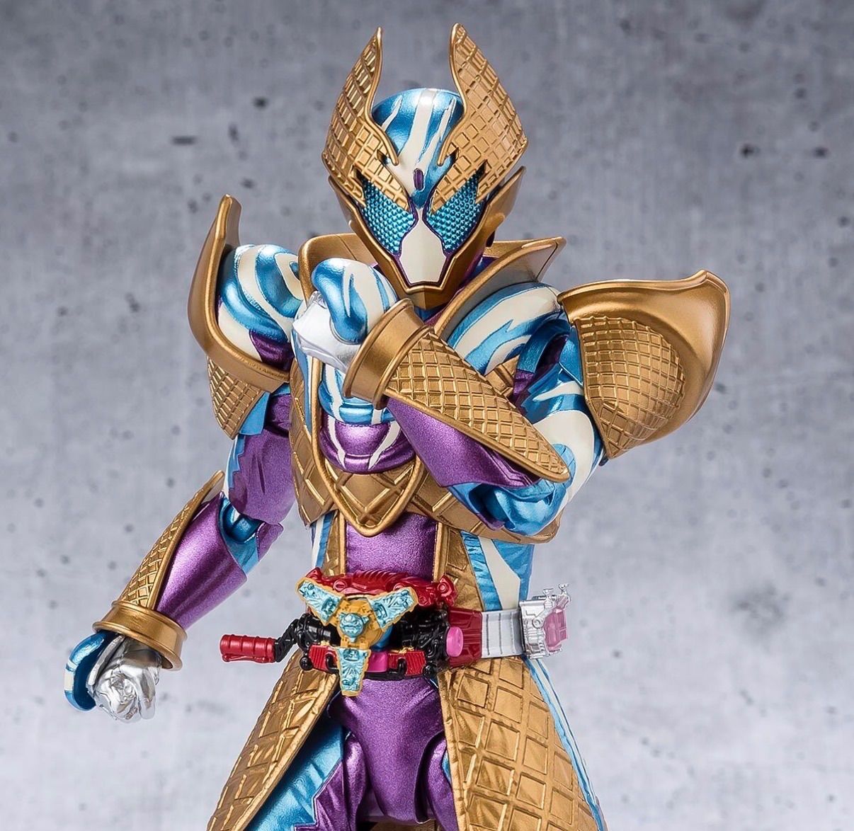 S.H.Figuarts 仮面ライダーガヴ ブリザードソルベフォーム - メルカリ