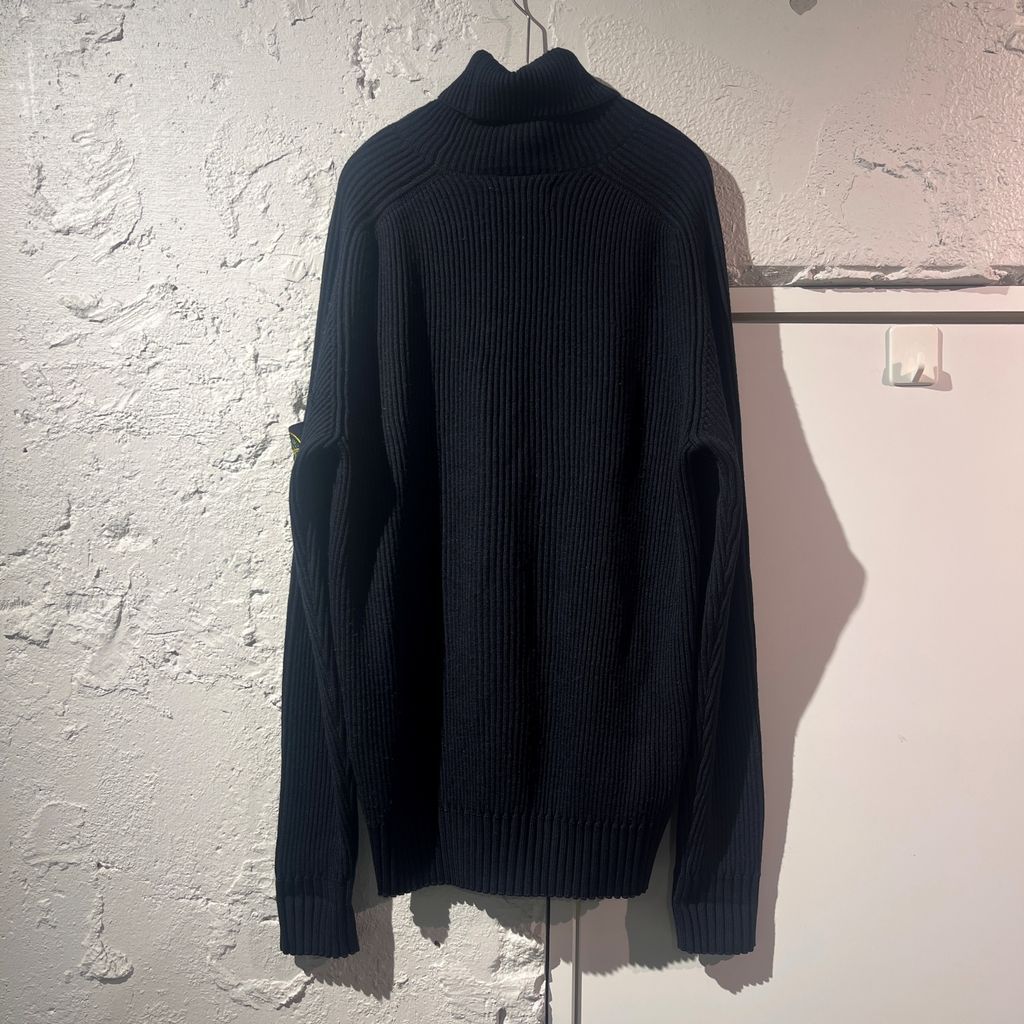 STONE ISLAND ストーンアイランド Patch Turtleneck Knit Sweater