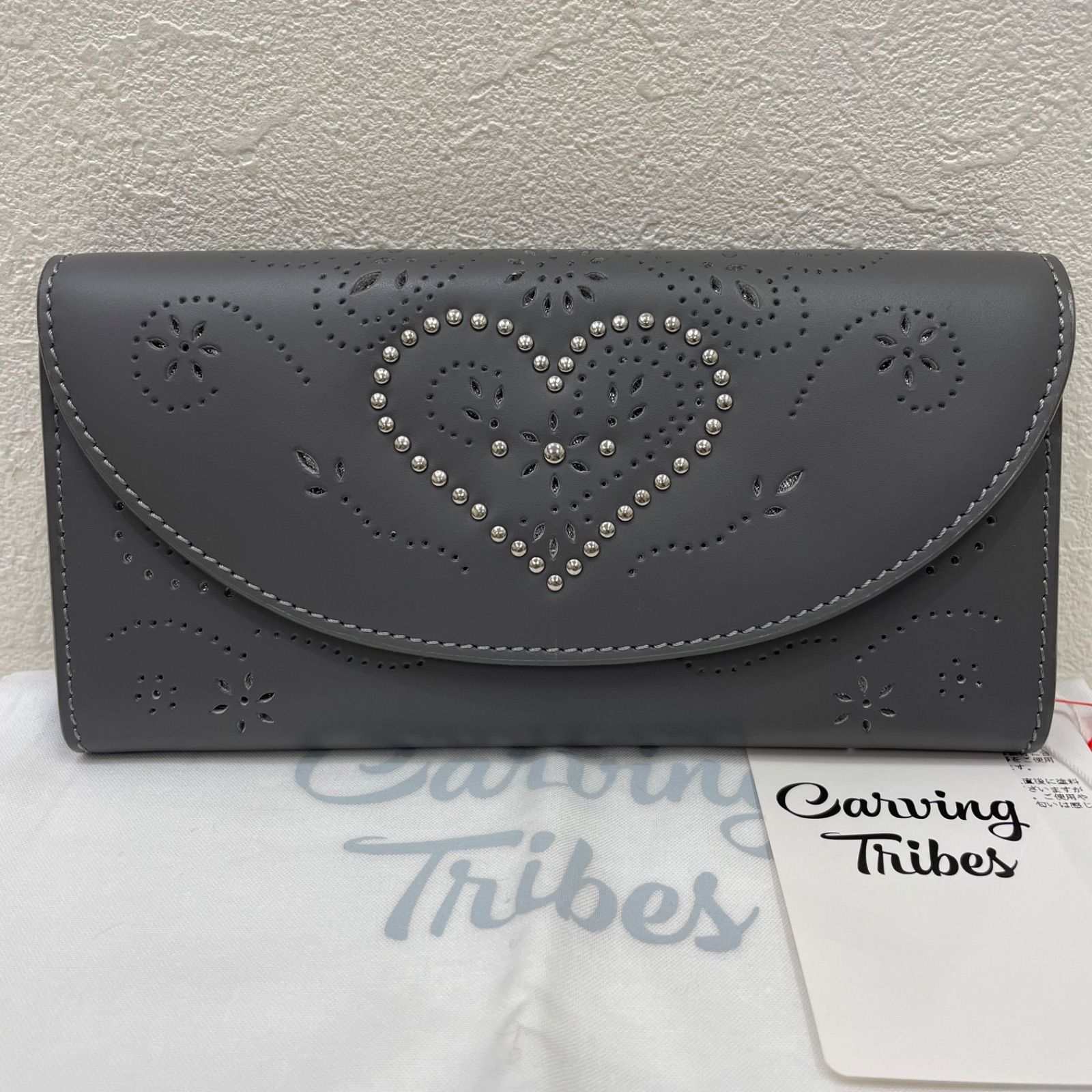 最終価格 美品 定価27500円 Carving Tribes 長財布 新品 グレース 