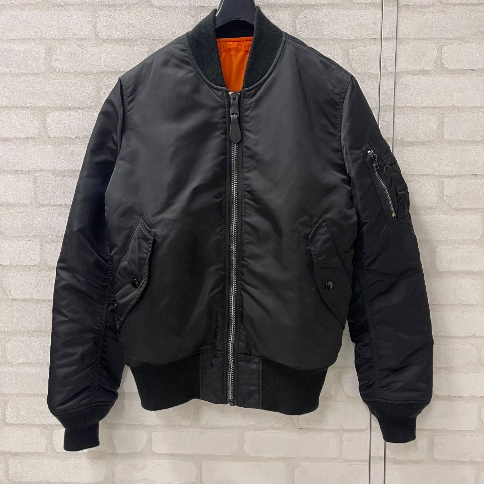 ALPHA ma-1フライトジャケット ブラック　最終値下げ 値下げ アルファ ALPHA MA-1 マーク 刺繍 ブラック フライト