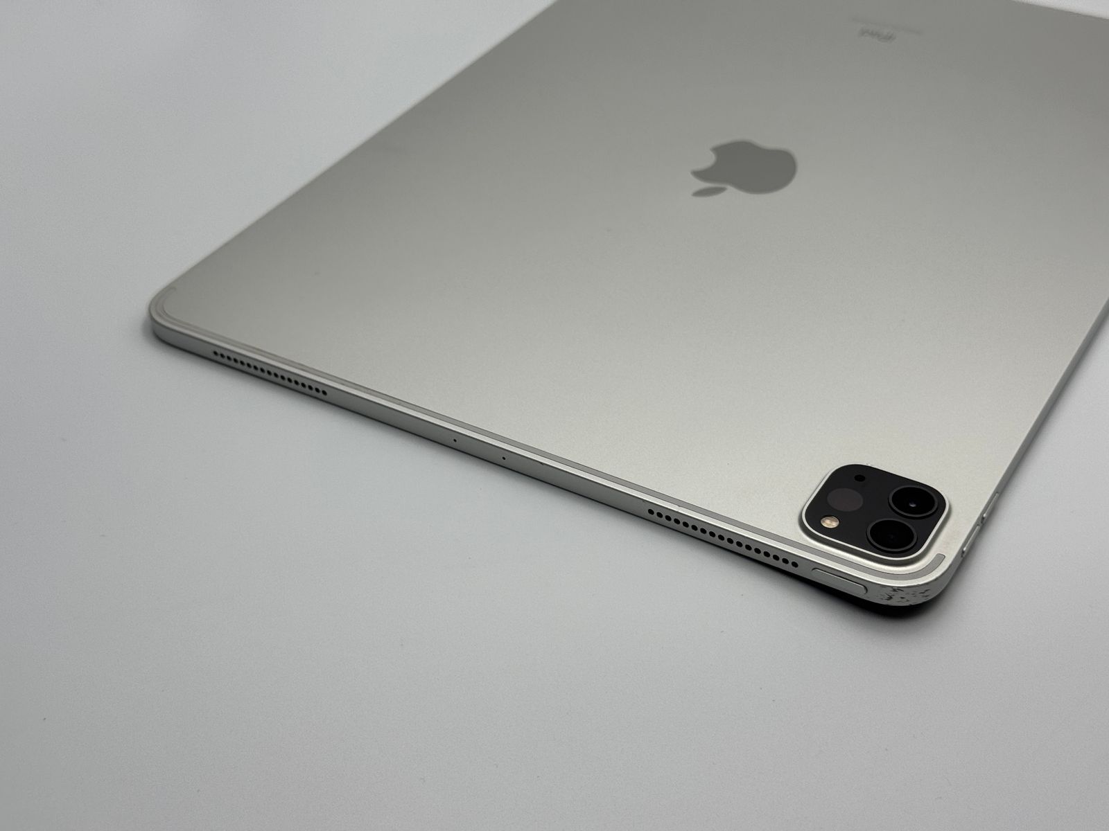 中古D】iPad Pro 12.9-inch 第4世代 128GB シルバー Wi-Fi バッテリー