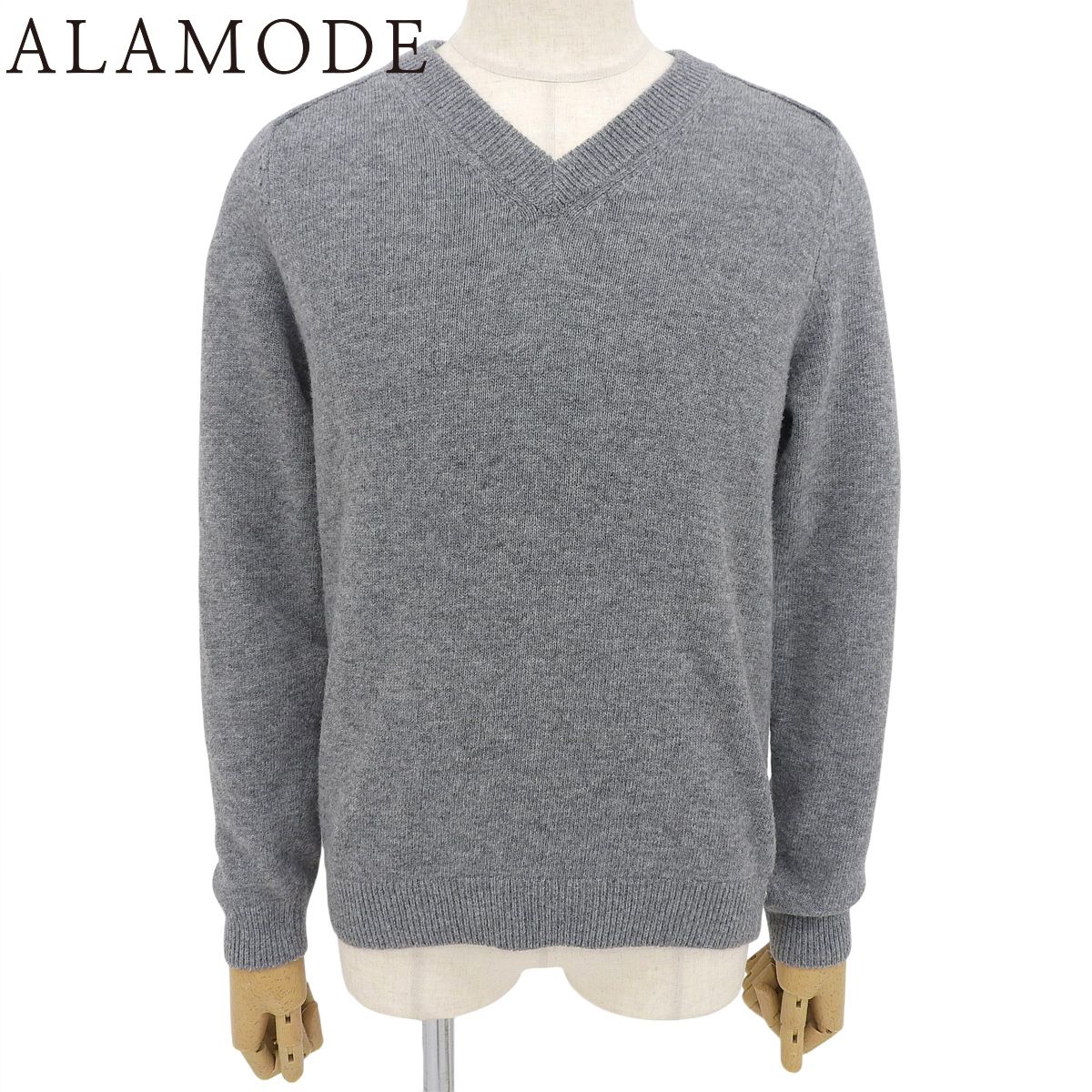 GUCCI(グッチ) Vネックニット ニット/セーター アパレル ファッション