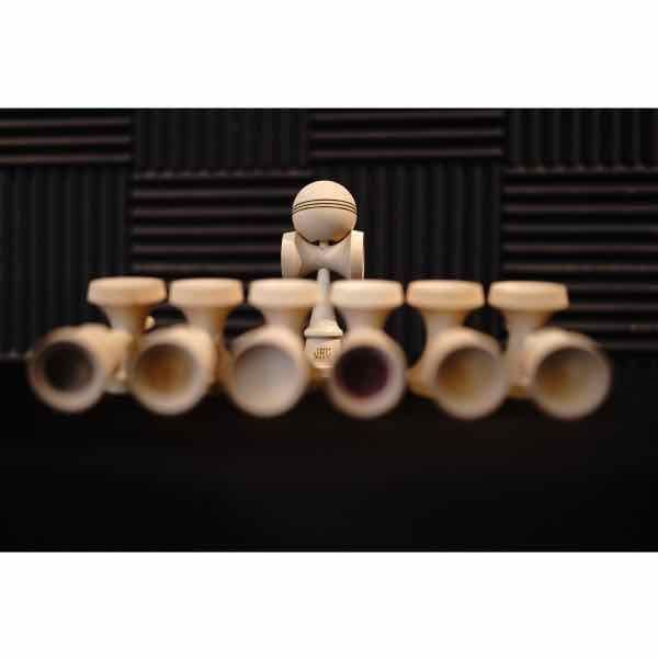 最速発送】JAC KENDAMA ジャク LID COMP Oak 【ストリートけん玉