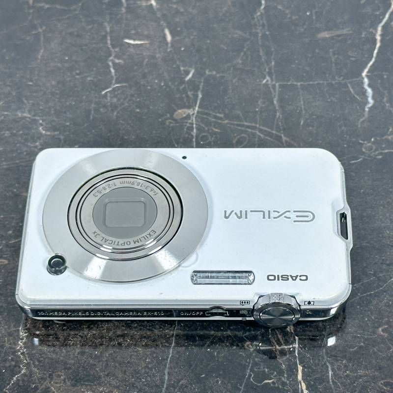 CASIO EXILIM EX-S10 ホワイト コンパクトデジタルカメラ 1010万画素