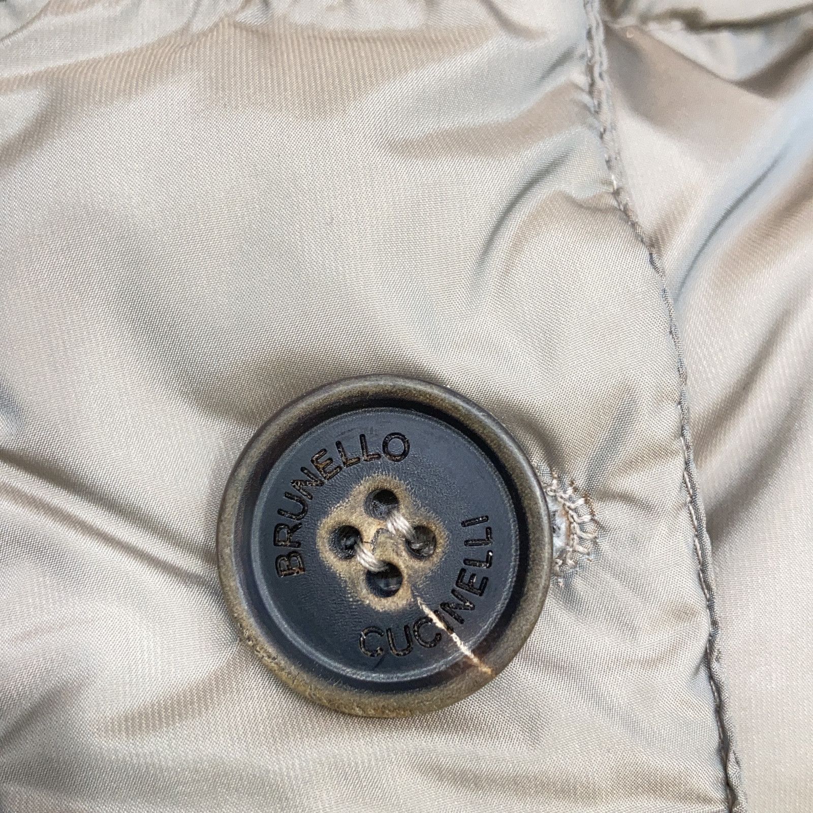 BRUNELLO CUCINELLI ブルネロクチネリ ﾍﾞｰｼﾞｭ ﾅｲﾛﾝ ｶｼﾐﾔ ﾌｧｰ付き