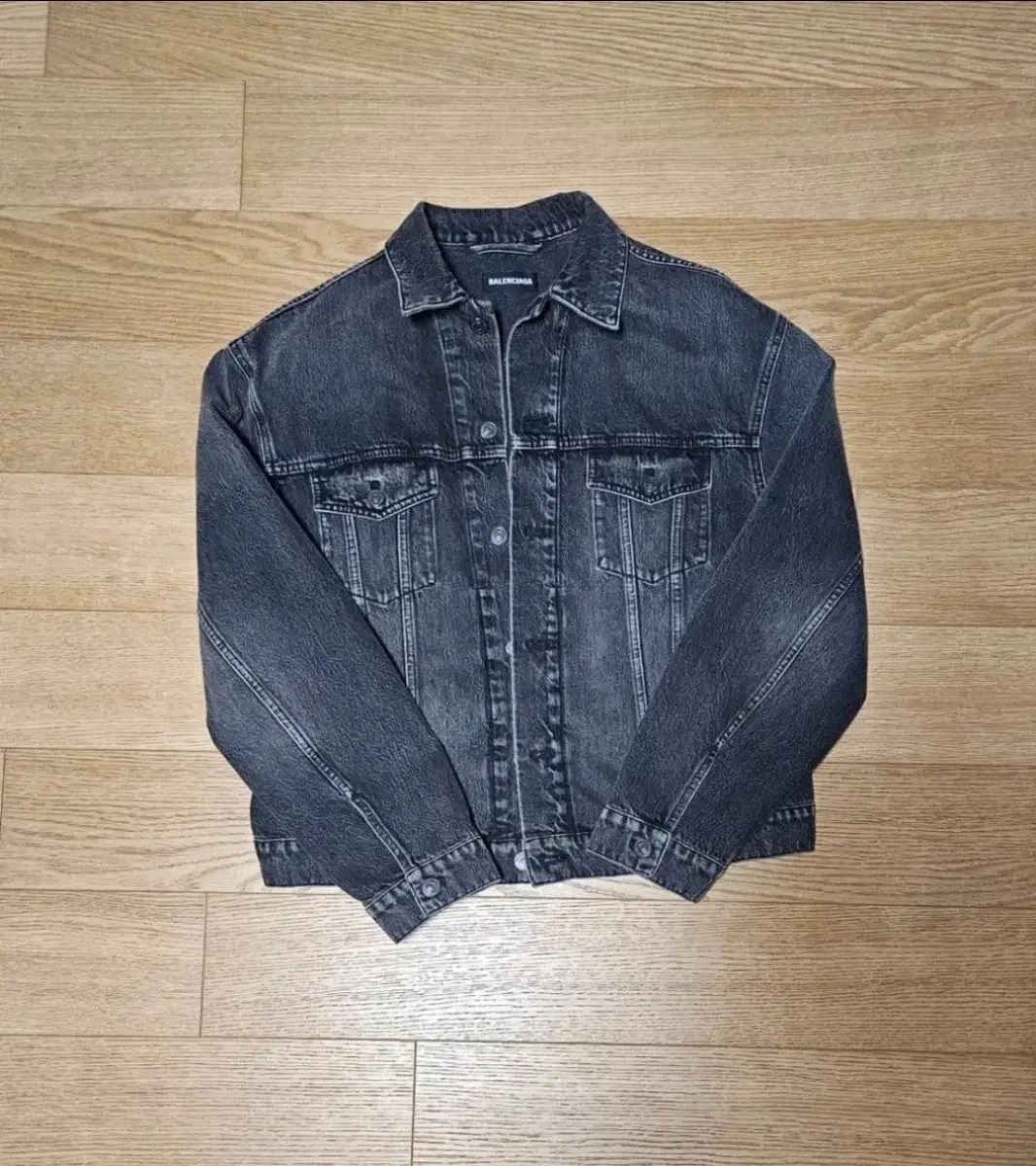 バレンシアガ ノートルダム デニムジャケット 新品 百貨店購入 46 バレンシアガ ノートルダム ブラックデニム デニム