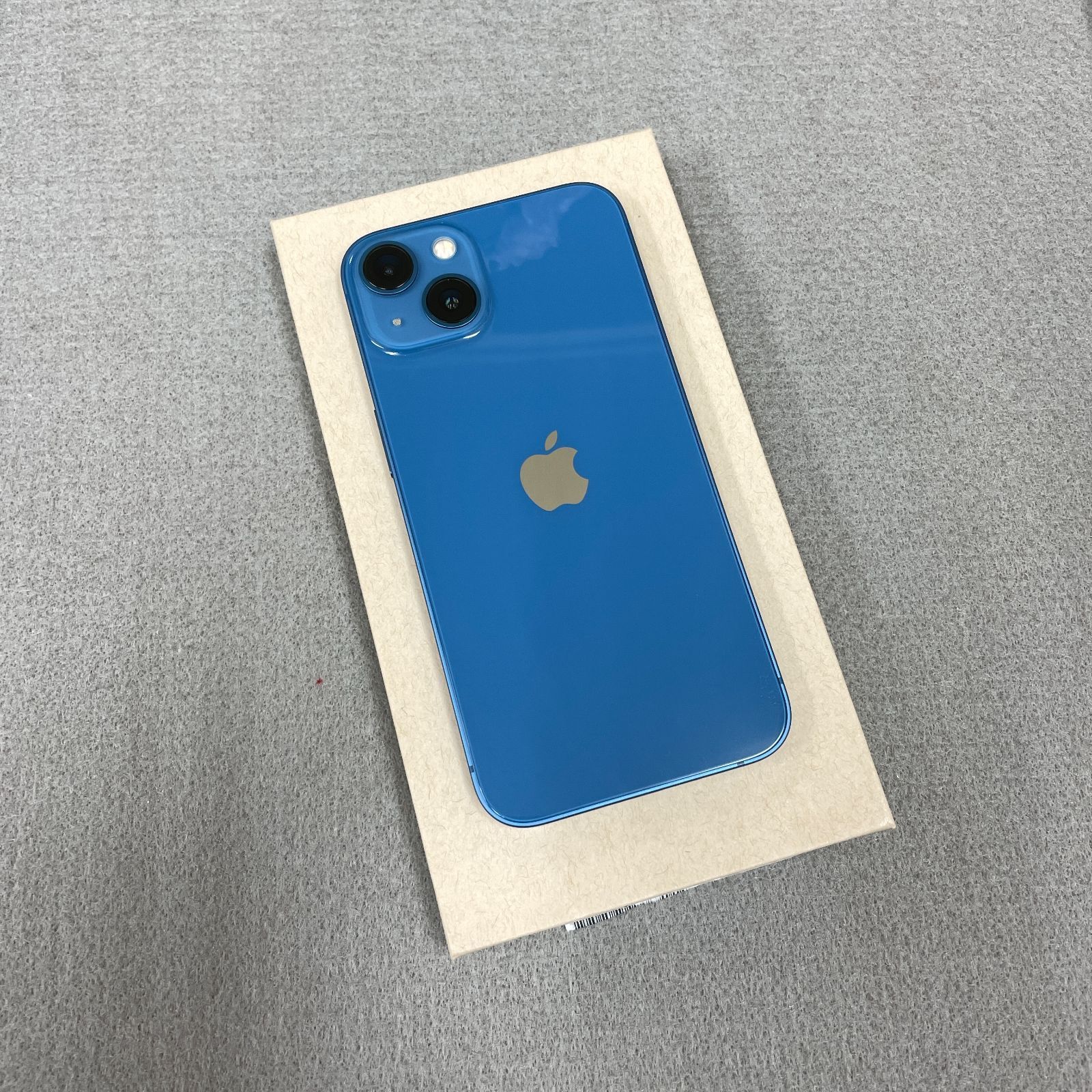 iPhone 13 ブルー 128GB 国内版 SIMフリー 送料無料 - メルカリ