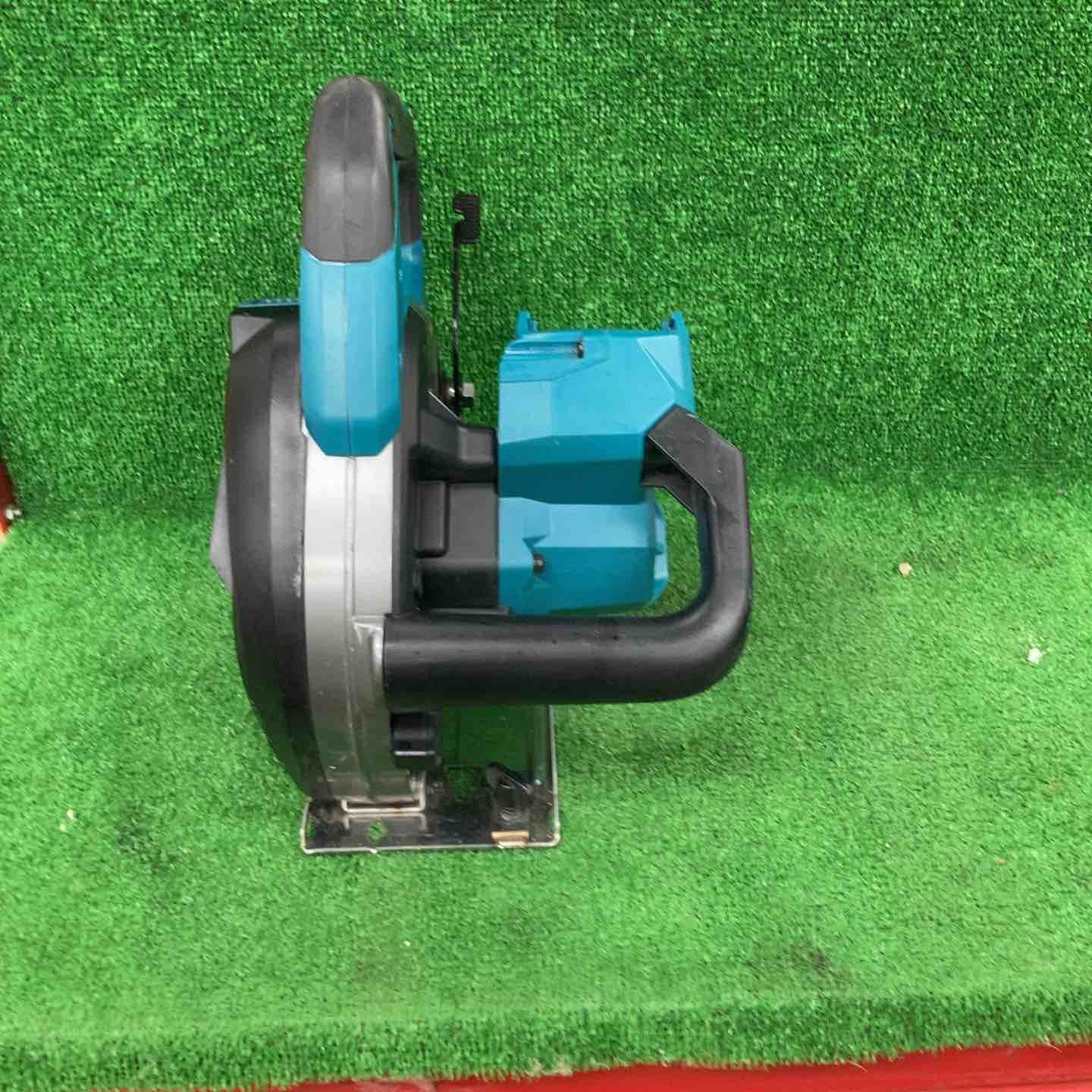 ☆マキタ(makita) コードレスチップソーカッター CS001GZ【川崎店