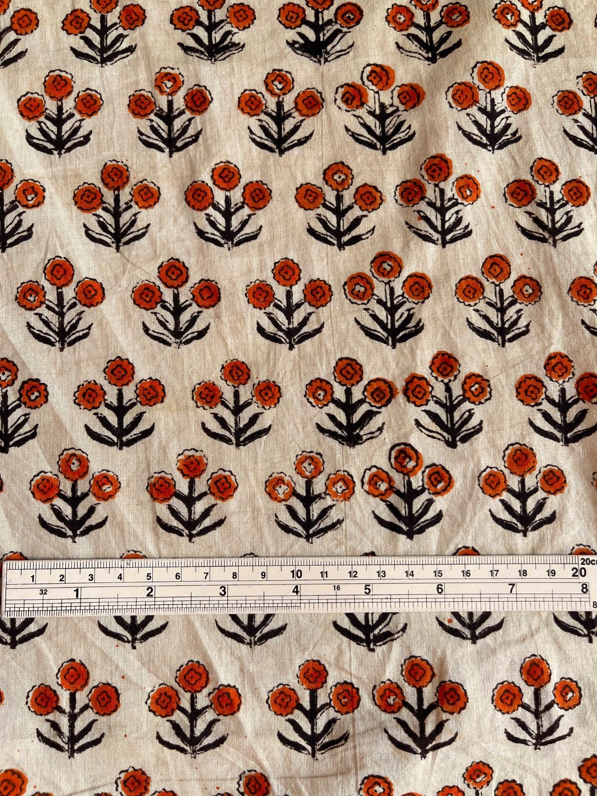 Sarasa Fabric 3m インド綿 ブロックプリント ベージュにオレンジ小花
