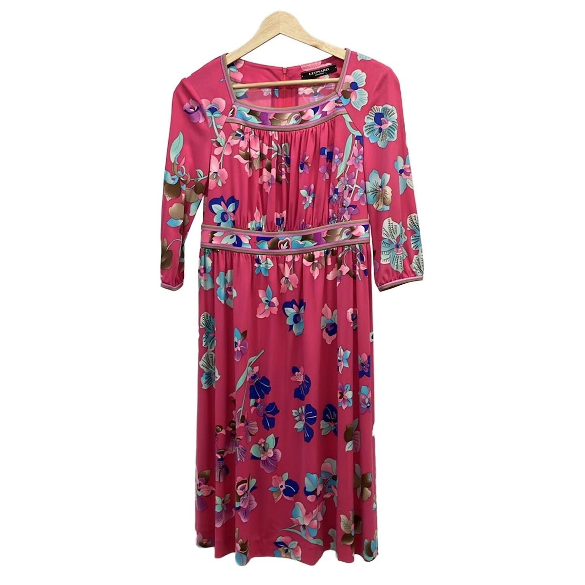 レオナール ワンピース サイズ36 S レディース美品 - ピンク×ライト